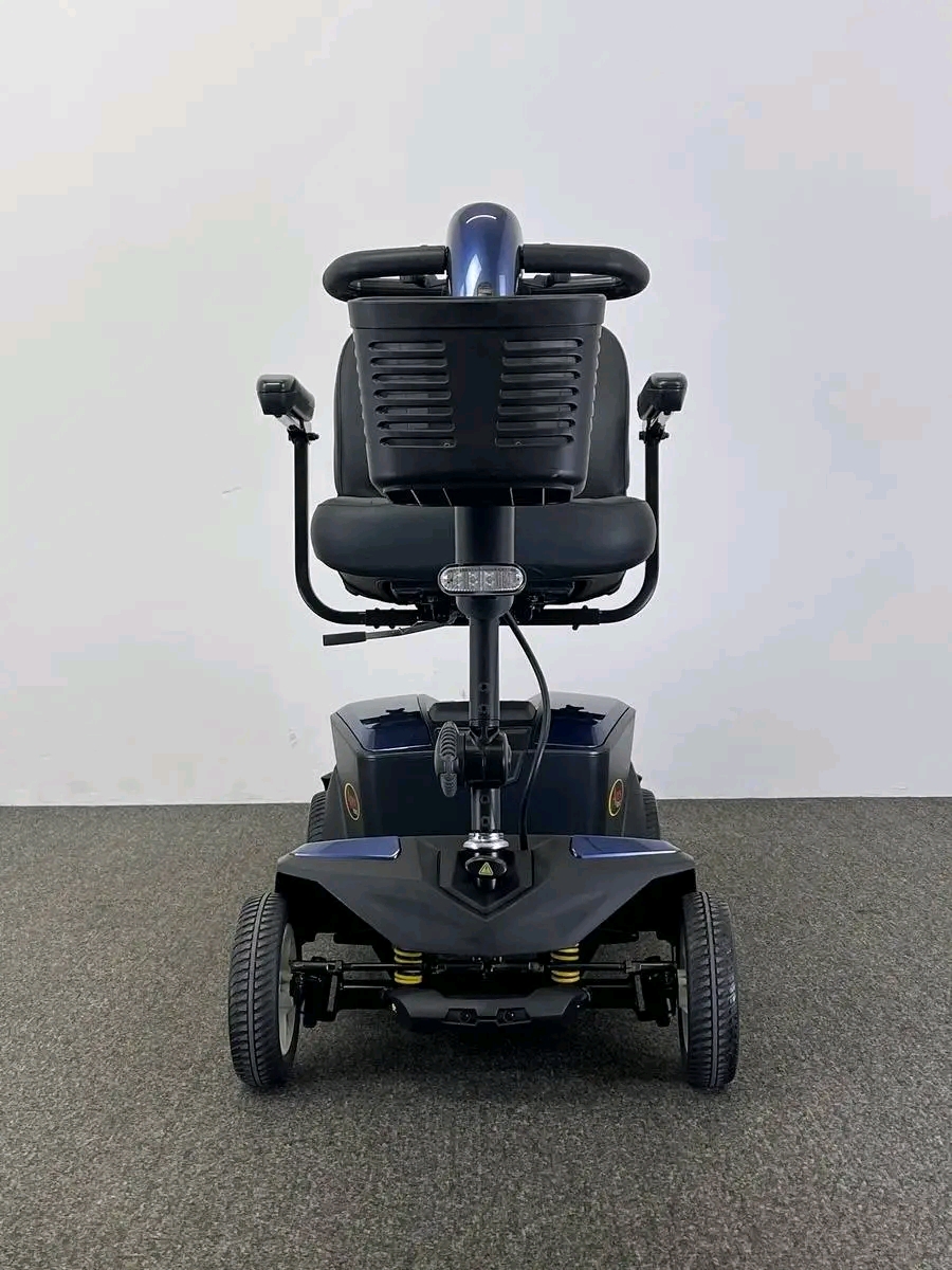Pride Apex Rapid 4 The Pride Apex Rapid is Pride Mobility's newest edition of the portable scooter. Every aspect of the design has been considered