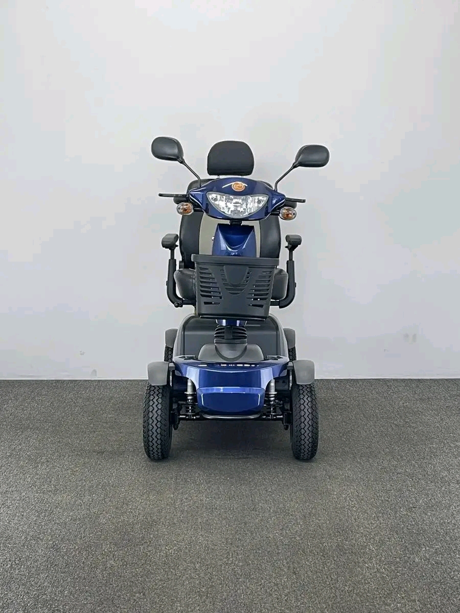 Galaxy 2 (2020) The Galaxy 2 is a super smooth, modern, &mph mobility scooter that is ideal for use on a huge range of terrains from pavements to bumpy paths, gravel and grass.