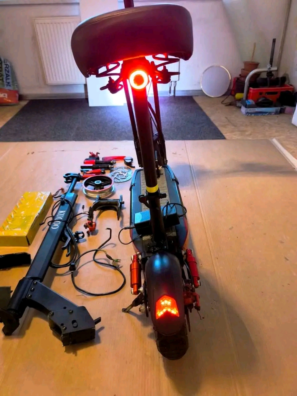 Kugoo Kirin M4 Pro $300 Specifications: Top Speed: 45 km/h Range: 50 km Motor: 500W Battery: 48V 28AH Brakes: Dual Disc Brakes