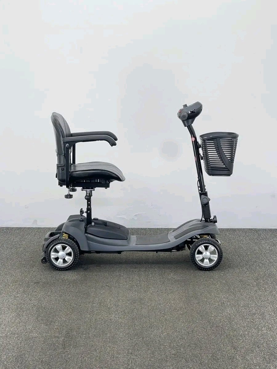 Li-Tech Air Plus Lithium (2022) The Careco Li-Tech Air Lithium has been designed with weight in mind. Equipped with an aluminium frame and lithium batteries