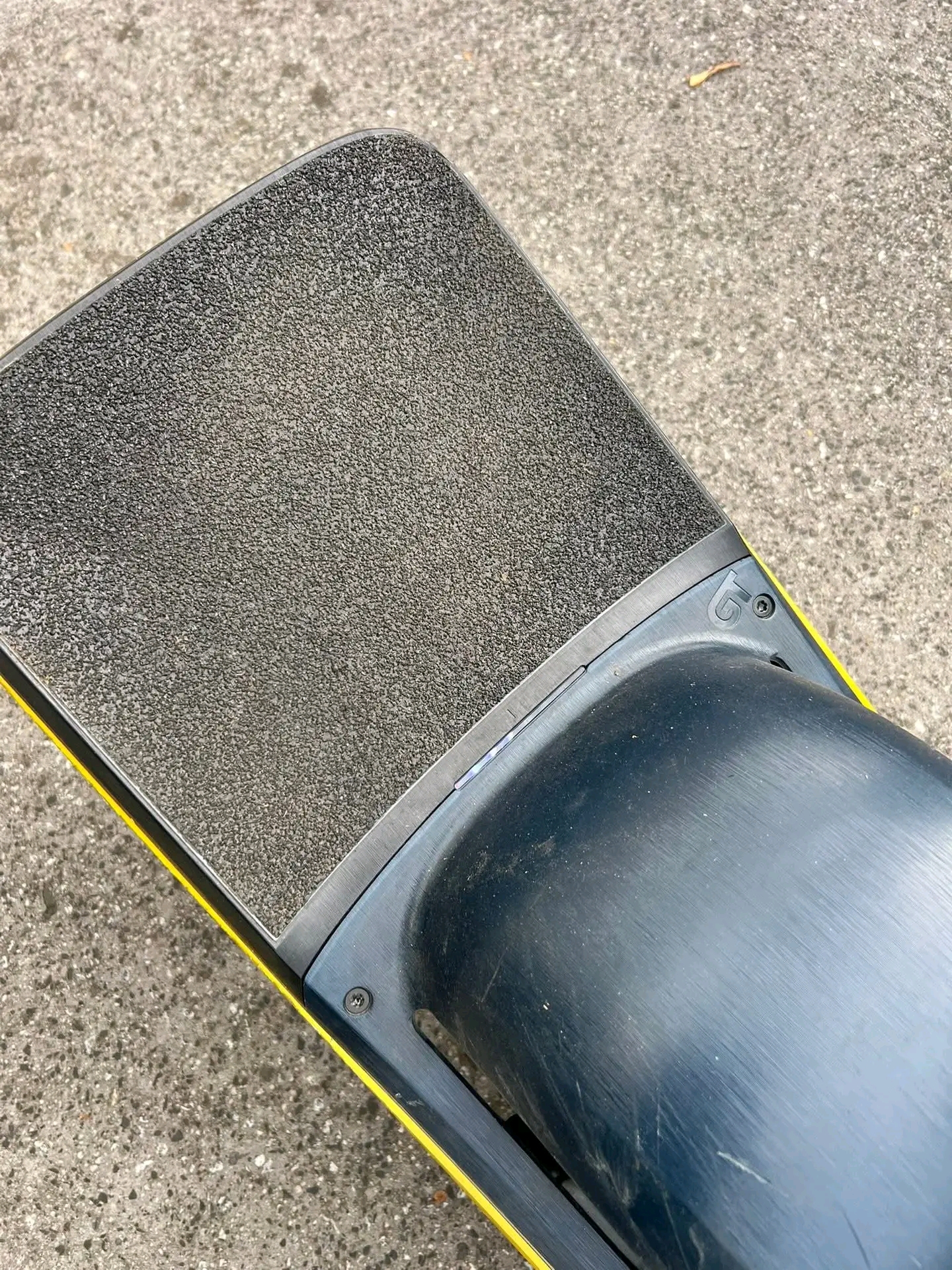 ONEWHEEL GT, Includes original box, charger, and original tyre Optional extra: Brand new TEL Enduro tyre