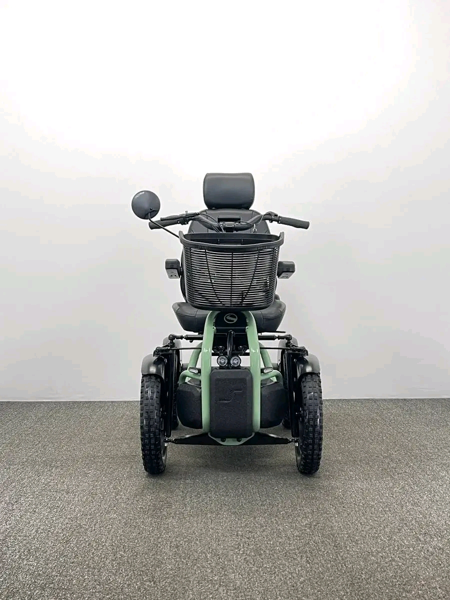Sterling S800 By Sco0zy Ex Demo,The STERLING S800 by Scoozy is a cool mix between a bike and a mobility scooter, making it easy to get around however you like.