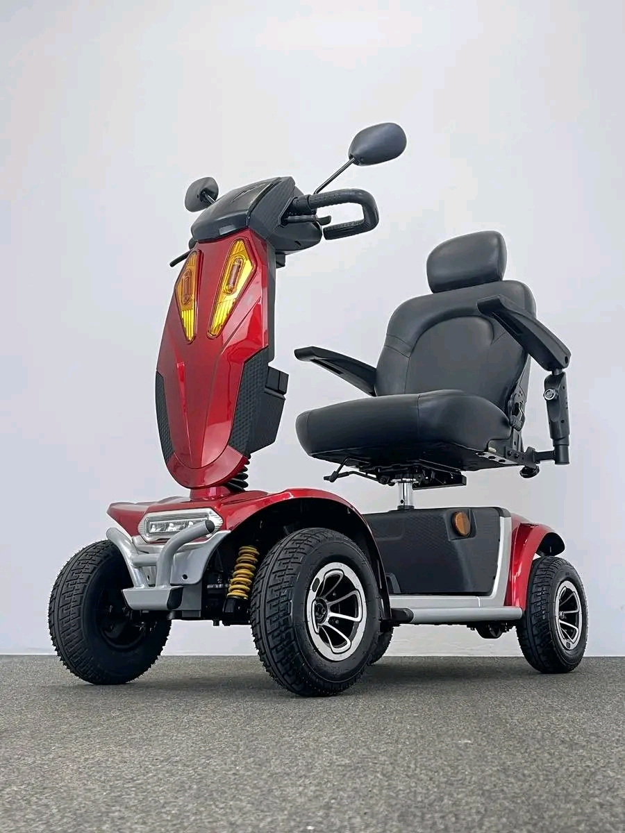 Monarch Vogue XL (2024) The Monarch Vogue XL is a stylish 8mph mobility scooter that is designed for sublime comfort over all types of terrains.