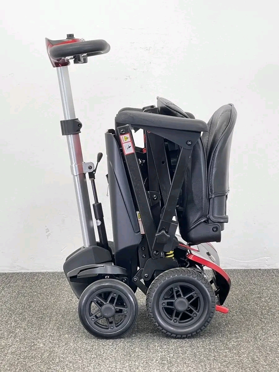 Monarch Smarti The Monarch Smarti is a lightweight mobility scooter that automatically folds down with the click of a button.