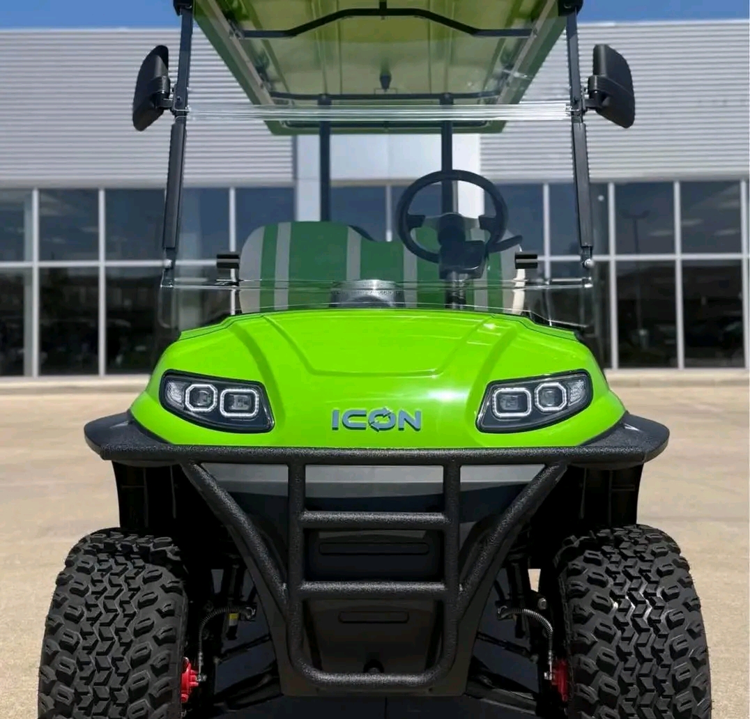 2025 lcon I60L Lithium golf cart.51v 105ah Lithium Eco Battery Digital Display screen Storage space Rear flip seat Foldable Windshield 6" Lift Sideview mirrors Lockable glove box Extended Roof