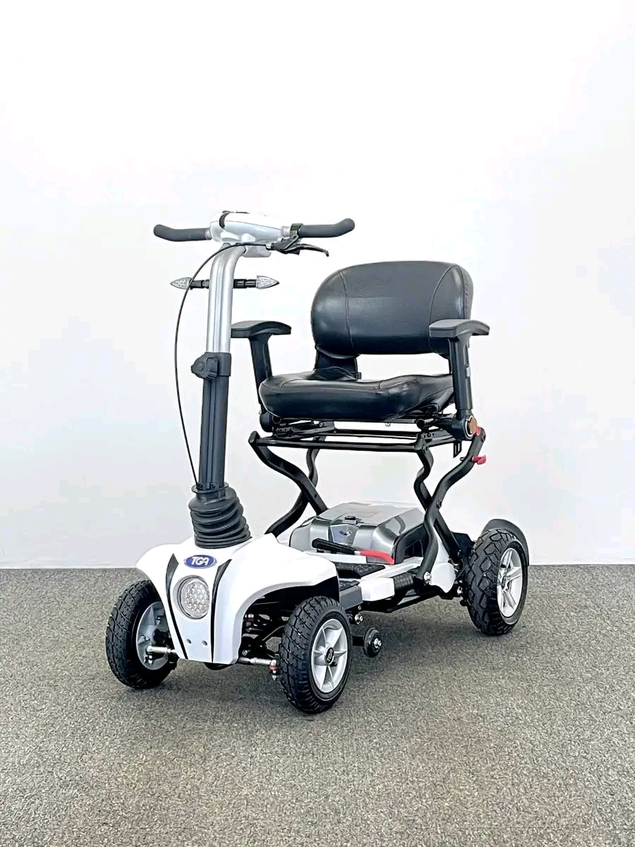 TGA Maximo Plus (2017) The TGA Maximo Plus with Lithium Batteries is the larger version of the superb TGA Minimo.