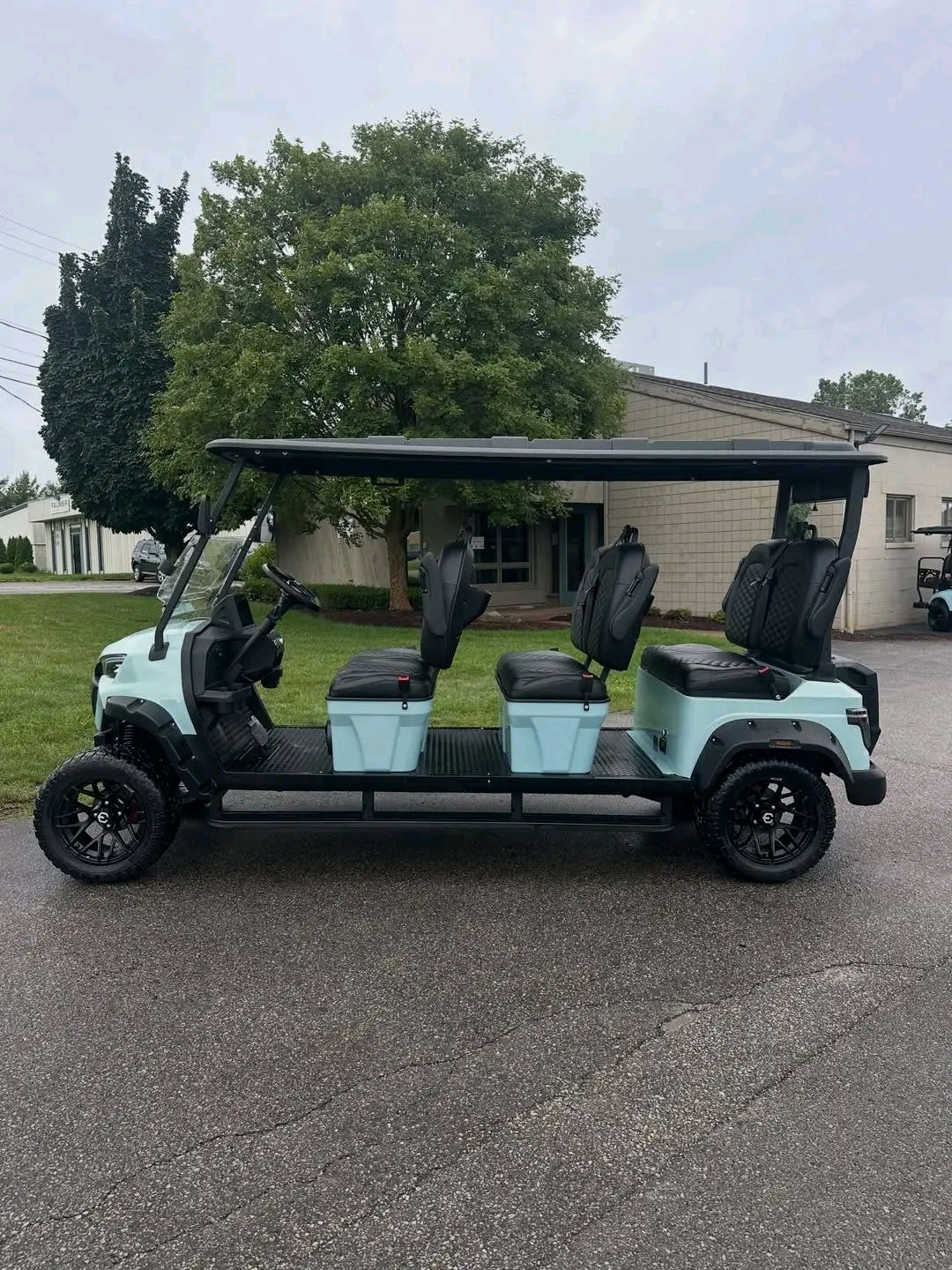 Verdi Aspen F6 Passenger Lithium Electric Golf Cart. A fresh new design, be the talk of the campground with the new model