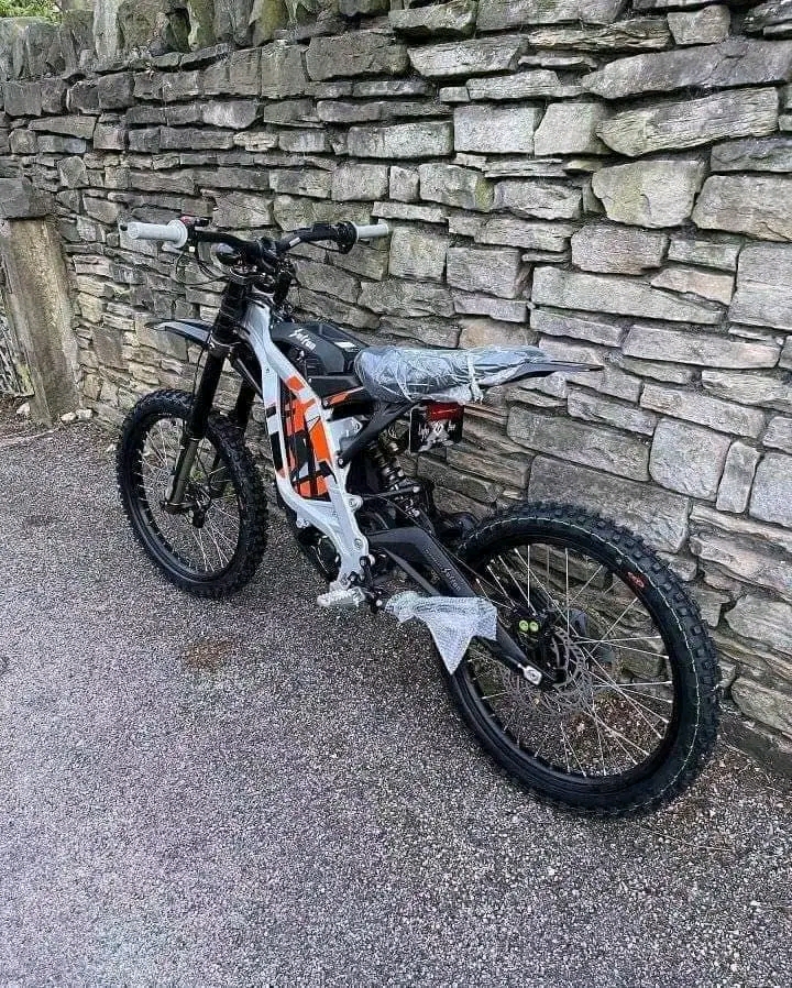 Sur ron 2023 dirt bike